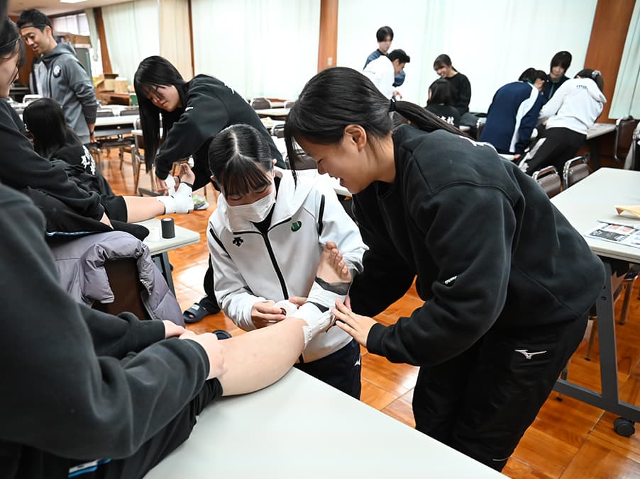 高校部活動出張講座（現場実習）