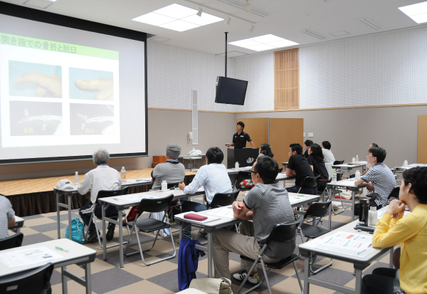 特別セミナー『パーソナルトレーナーとスポーツトレーナーの違いについて』